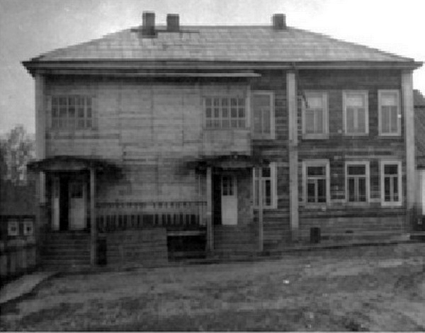 Двухэтажная школа.png Двухэтажная школа.png