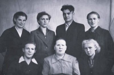 Учителя Чуб–Наволоцкой школы. Август 1957 года